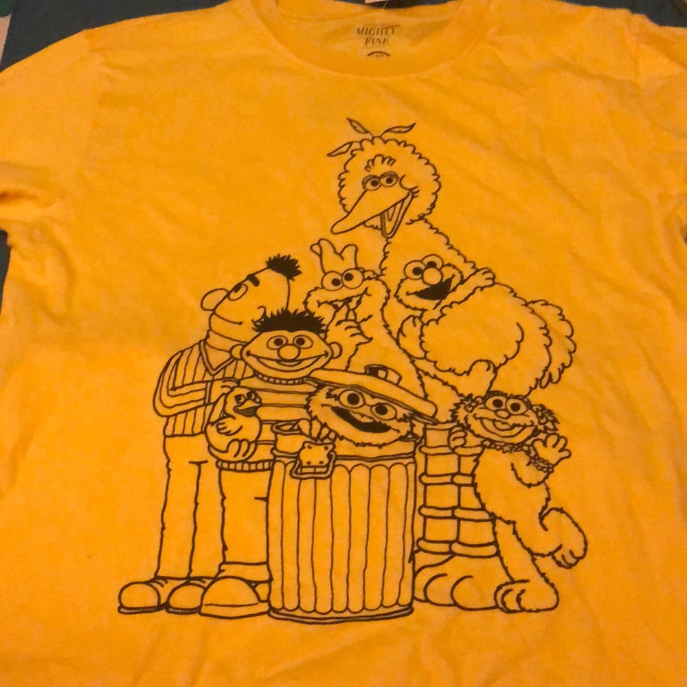 Sesame Street XS Yellow T Shirt
